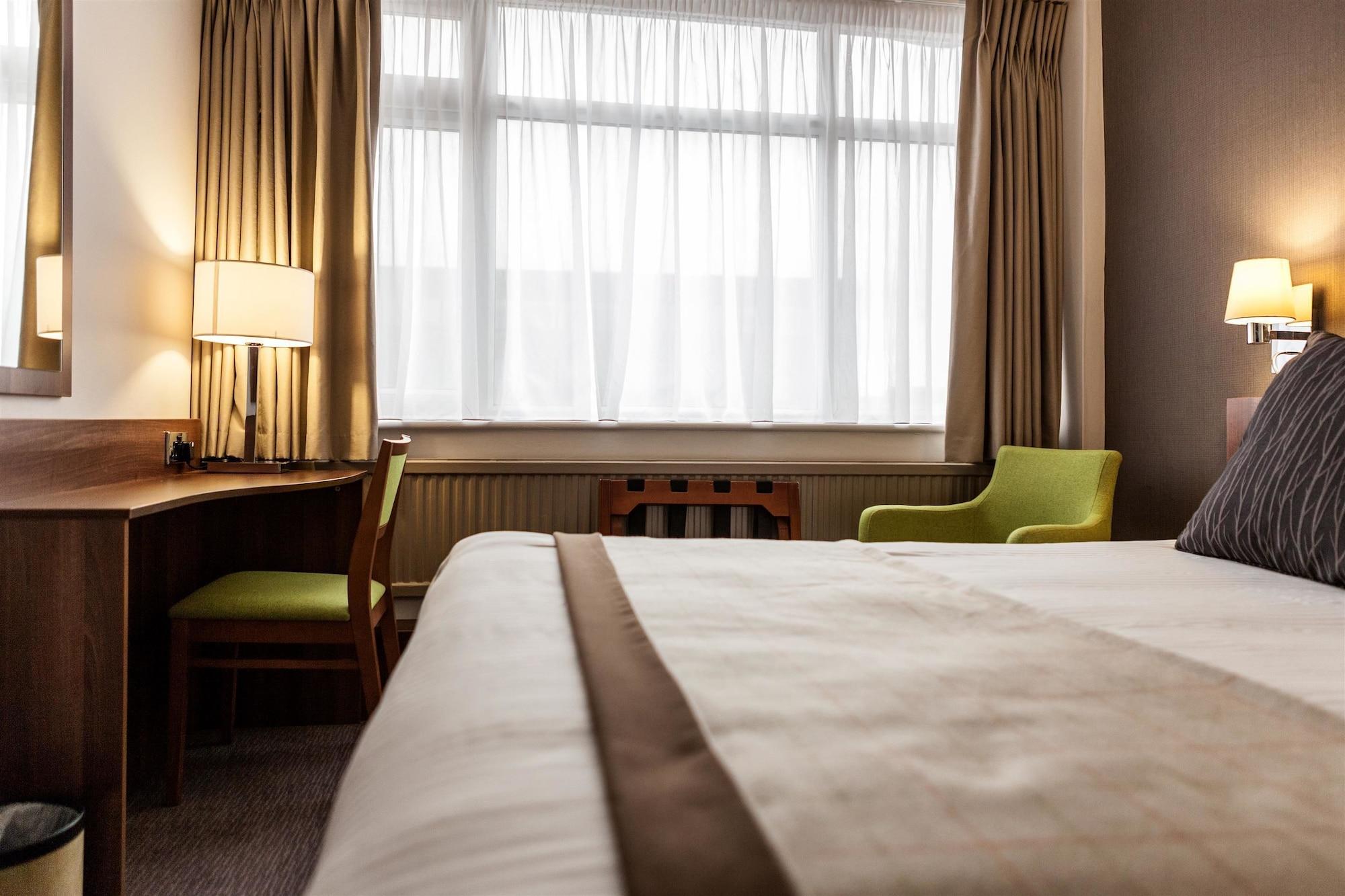 Cresta Court Hotel Altrincham Zewnętrze zdjęcie