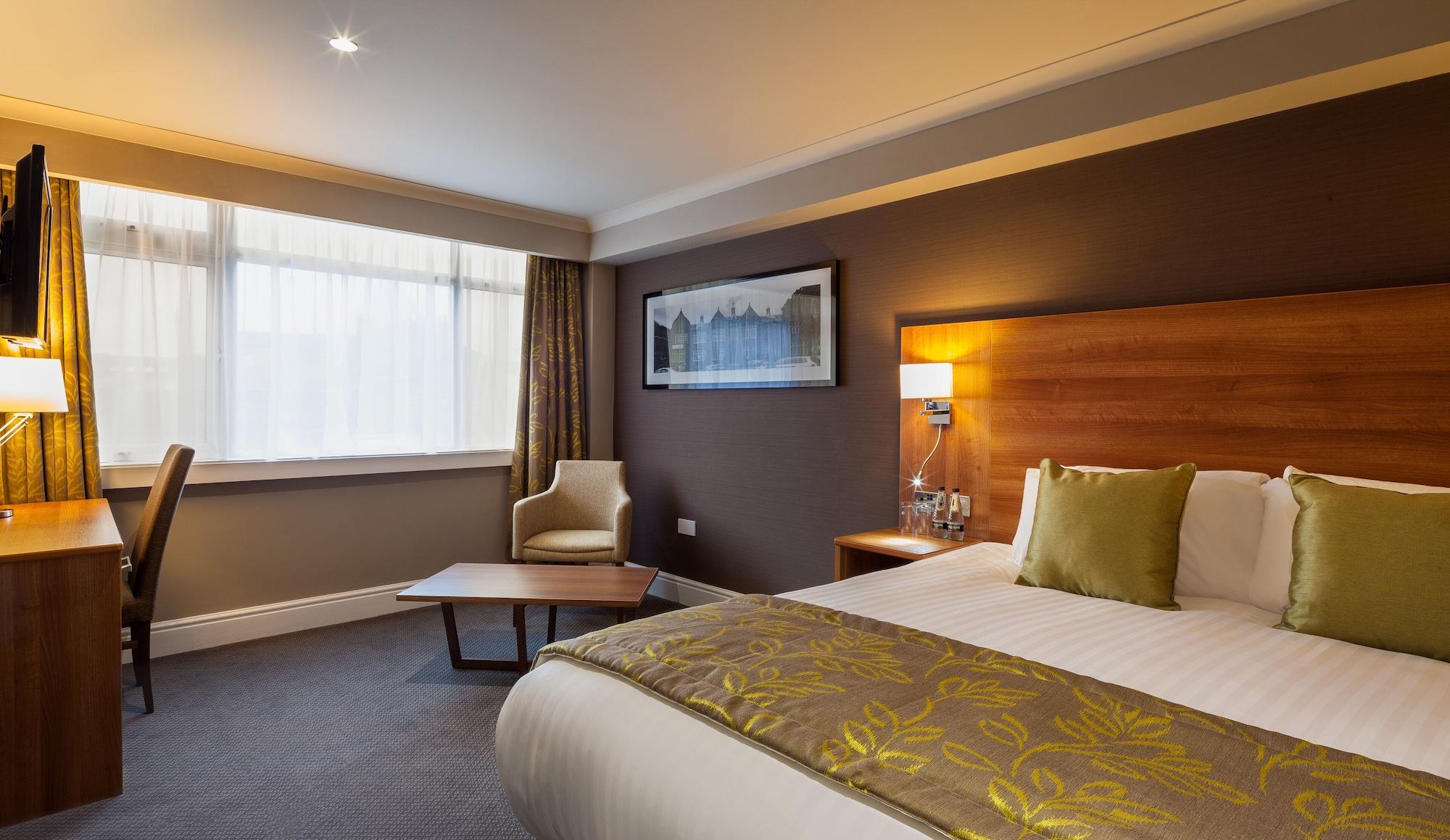 Cresta Court Hotel Altrincham Zewnętrze zdjęcie