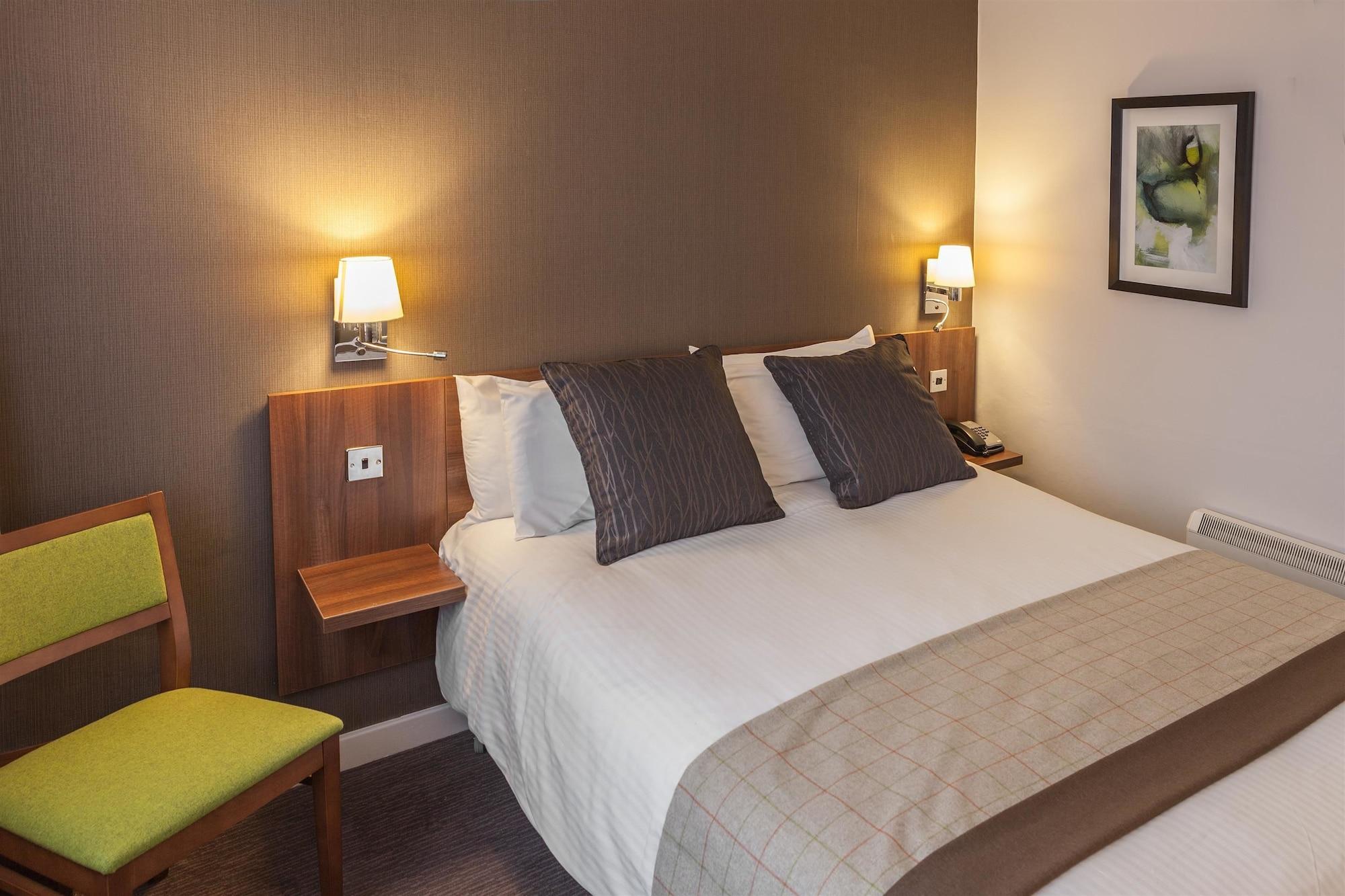 Cresta Court Hotel Altrincham Zewnętrze zdjęcie