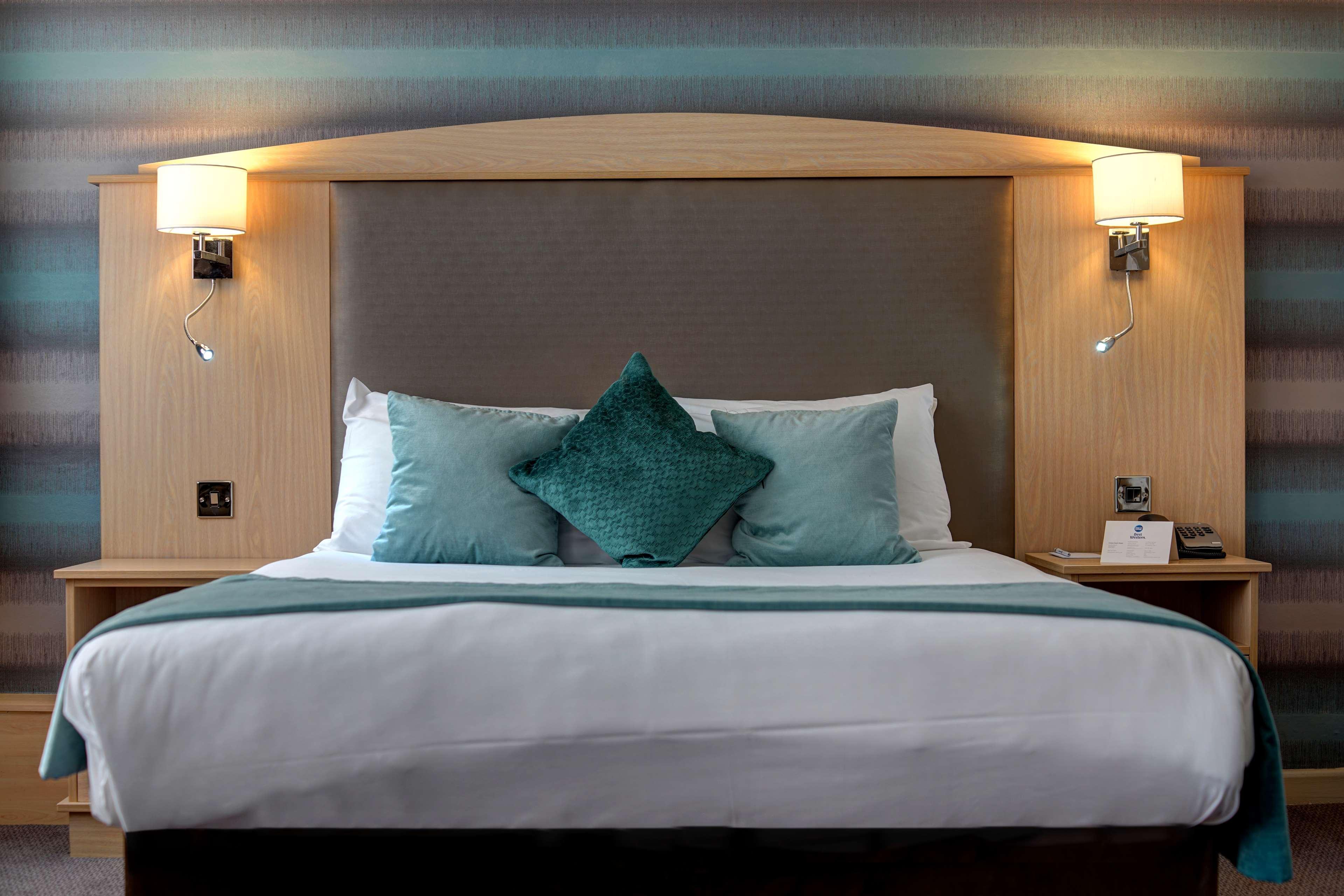 Cresta Court Hotel Altrincham Zewnętrze zdjęcie