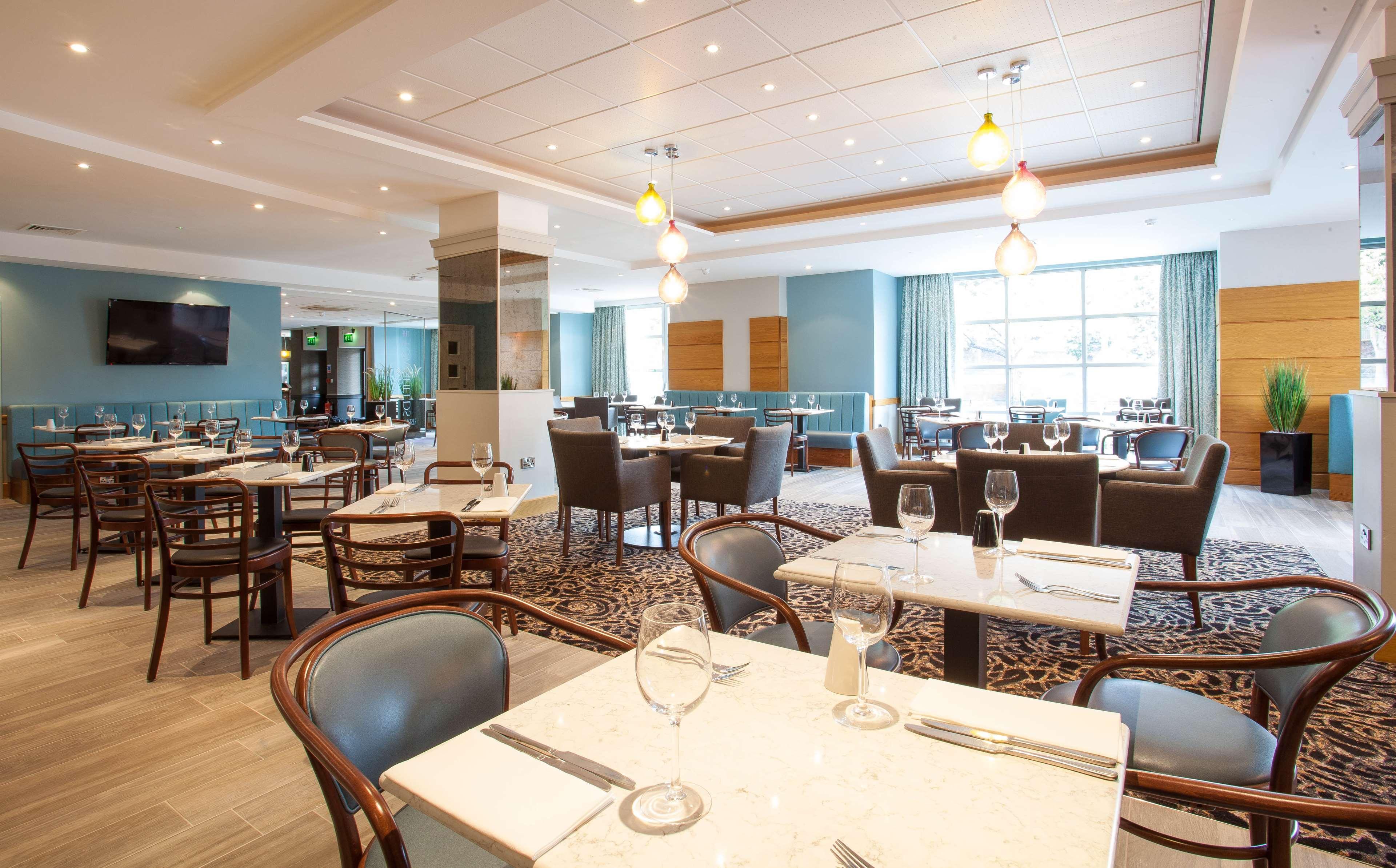 Cresta Court Hotel Altrincham Zewnętrze zdjęcie
