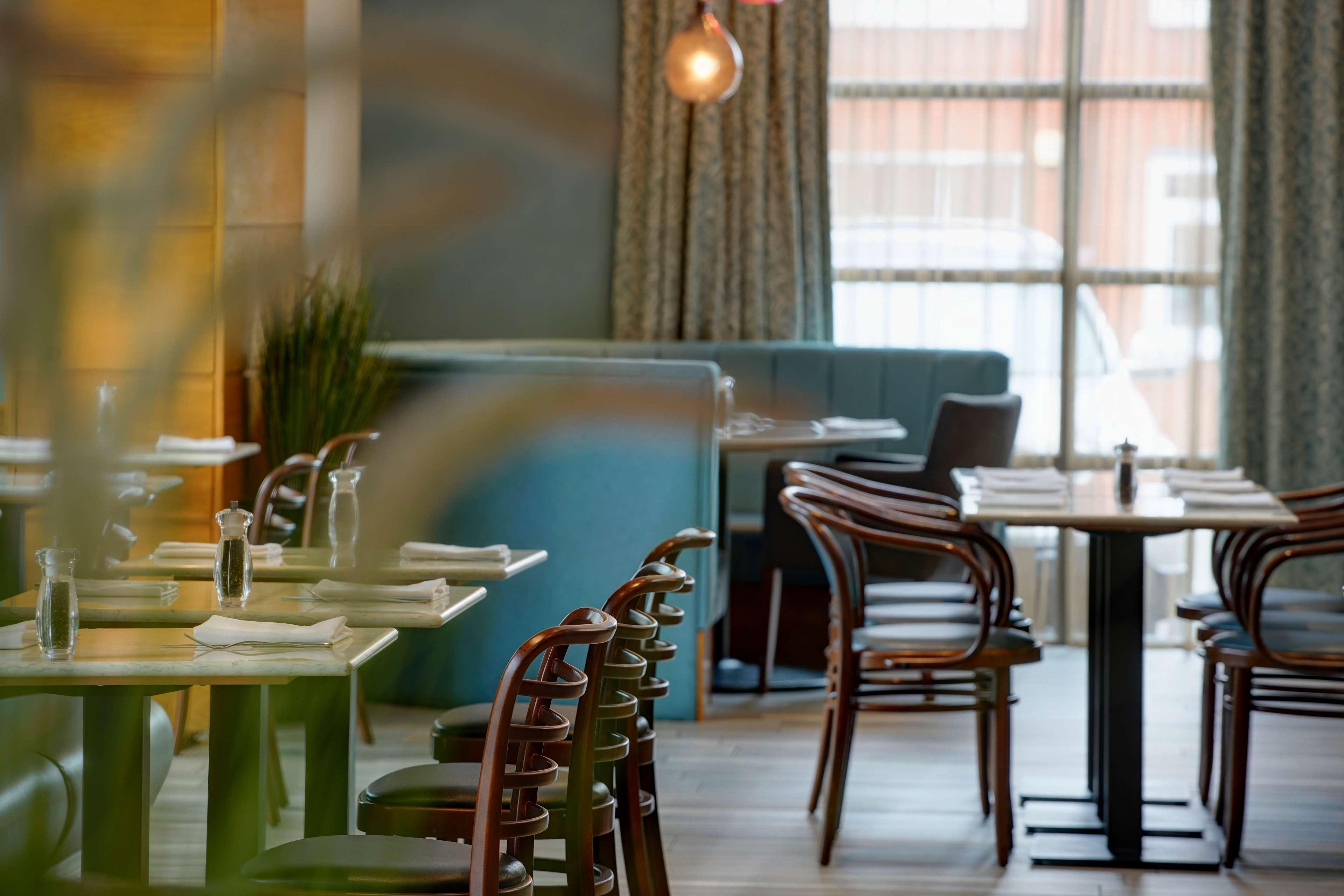 Cresta Court Hotel Altrincham Zewnętrze zdjęcie