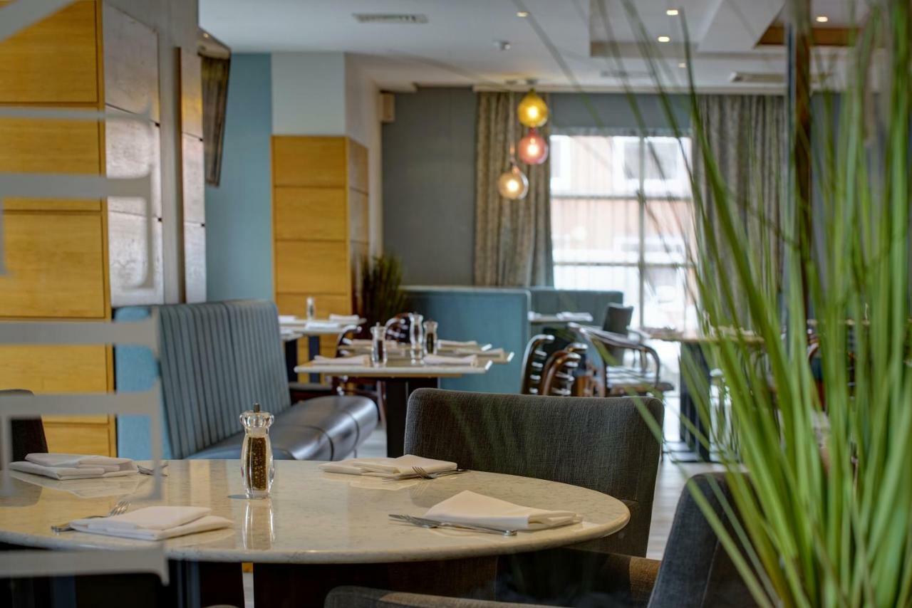 Cresta Court Hotel Altrincham Zewnętrze zdjęcie